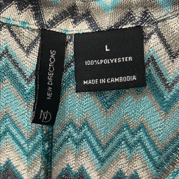 New Directions Green and White Graphic Sleeveless Tank Top - Picture 3 of 5